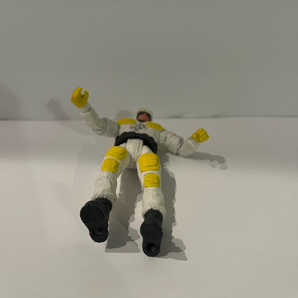 GI Joe Action Figure Commando - Code Name: Frostbite - Picture 4 of 5